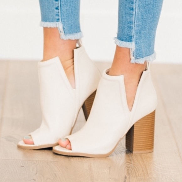 Qupid Shoes - Peep Toe Bootie